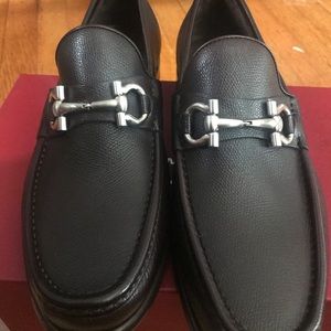 Salvatore Ferragamo Saddle Pebble Loafers (brown)